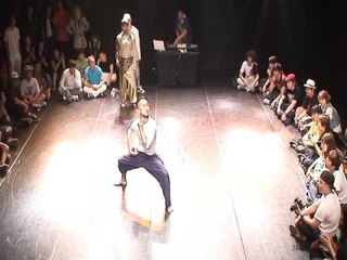 # Performance - at 'HIPHOP REVOLUTION' with Ryu Jang-Hyun [Poppin Hyunjoon 팝핀현준]