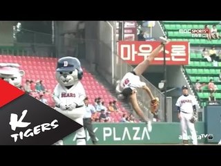 Taemi - Taekwon pitching!! 태미 공중회전발차기 시구!!