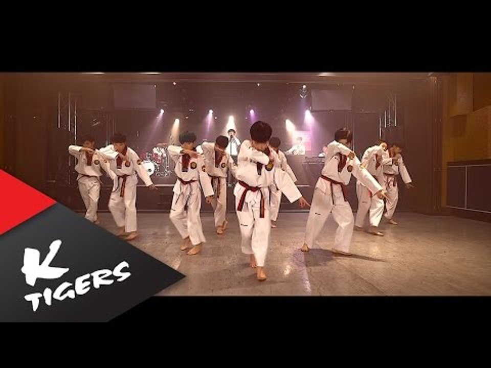 EXO [Monster Rock ver.] Taekwondo ver. 엑소 [몬스터 락버전] 태권도버전