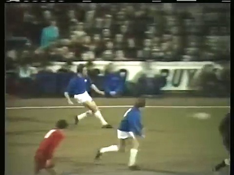 10.03.1971 - 1970-1971 UEFA Cup Winners' Cup Quarter Final 1st Leg Cardiff City FC 1-0 Real Madrid