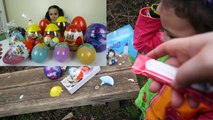 Easter Hunt with Giant Easter Eggs surprises and Maxi Kinder Surprise