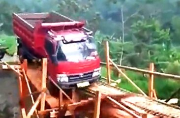 This Is Why You Let Experts Build Bridges