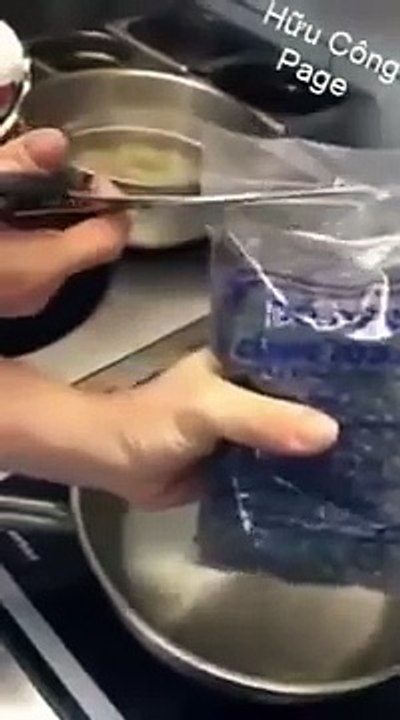 Xem Xong Clip Này Bạn Có Còn Dám Ăn Chè Đỗ Đen Nữa Không-