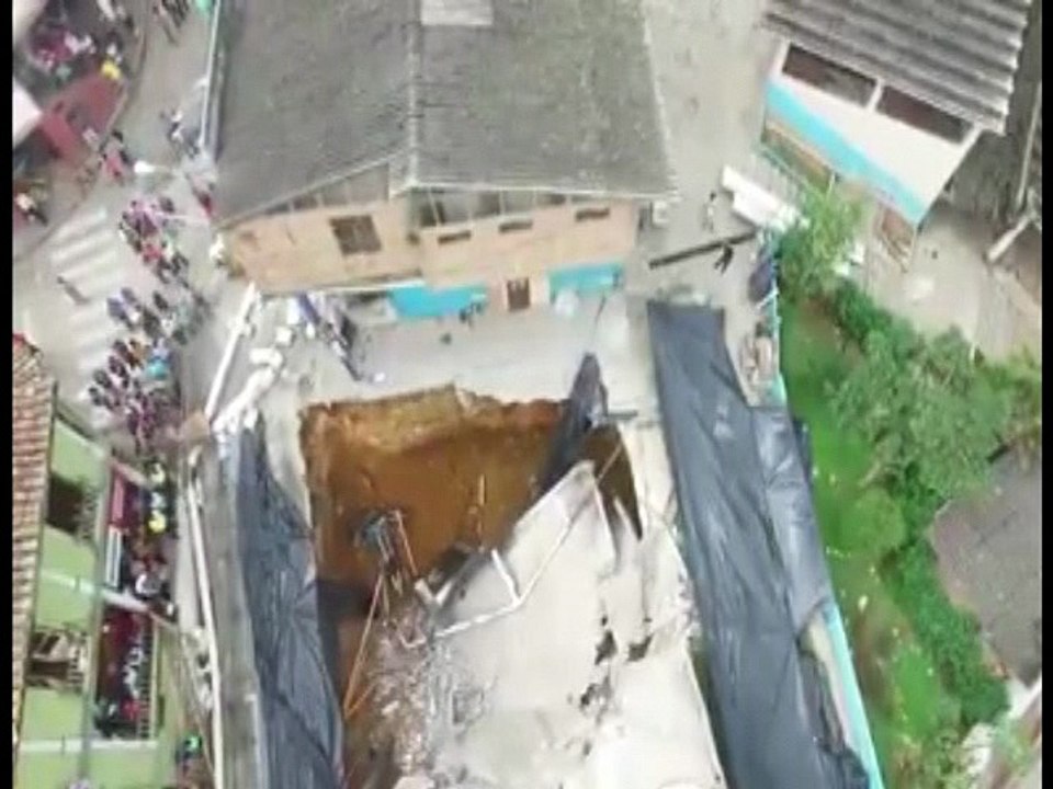 Socavón en El Oro