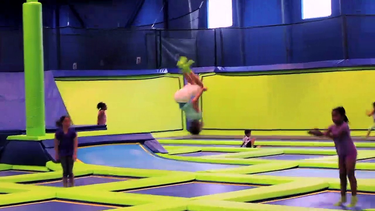 Celebrate Jumpin Birthday Party with Air Riderz Trampoline Park