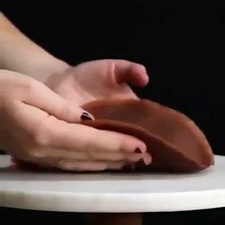 How to Bake a Cake In A Minute