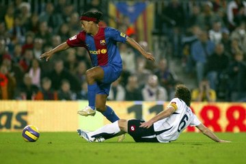 Geçmişten Bugüne Ronaldinhonun Efsane Çalımları