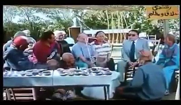 أنا الوزير يا ولاد الكلب هههههه عادل امام وزير الشباب و الرياضة - YouTube
