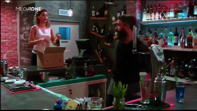 Η μαμά λείπει ταξίδι για δουλειές, - Σ1Ε14