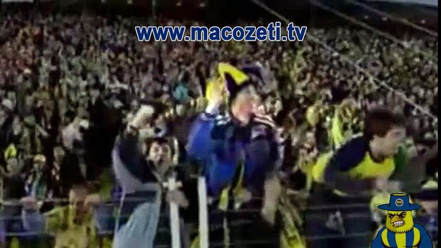 Fenerbahçe 3-2 Sevilla (2008 Şampiyonlar Ligi 2.Tur Birinci Maç Özeti) | macozeti.tv
