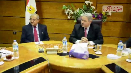 نواب رئيس جامعة أسيوط فى لقاء مع مدير عام مكتب رئيس الوزراء الماليزى