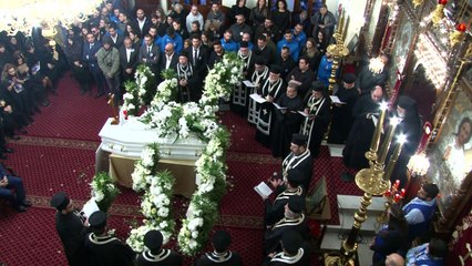 تشييع بعض ضحايا الاعتداء الذي استهدف ملهى ليليا في اسطنبول