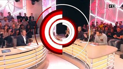 Download Video: Camille Combal obligé de laisser sa place à Benjamin Castaldi pour présenter son émission sur C8