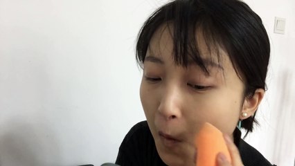 【Louise爸爸】胸贴？乳垫？化妆加复古妆容