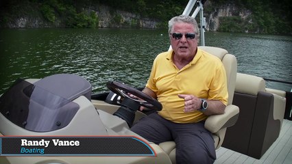 2017 Boat Buyers Guide: Lowe Retreat 230 RFL