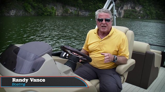 2017 Boat Buyers Guide: Lowe Retreat 230 RFL