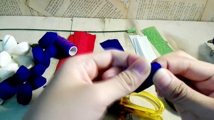 Cách làm Hoa Lưu Ly bằng giấy nhún- Đẹp miễn chê