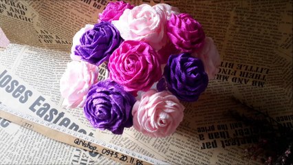 Hướng dẫn làm hoa hồng bằng giấy nhún kiểu xoắn