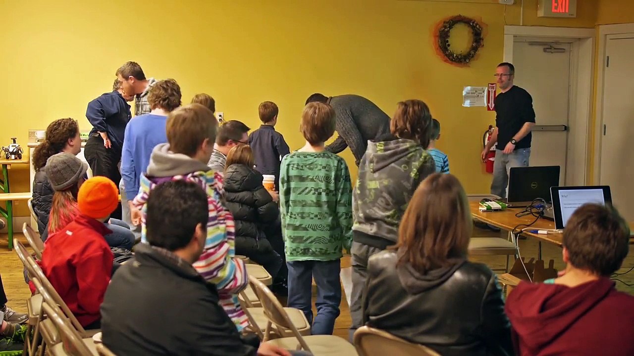 Learning to Code Games and Robots (Kids Coding)