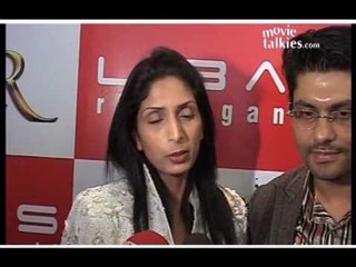 Libas' 'Veer Collection' charms regal Zarine Khan