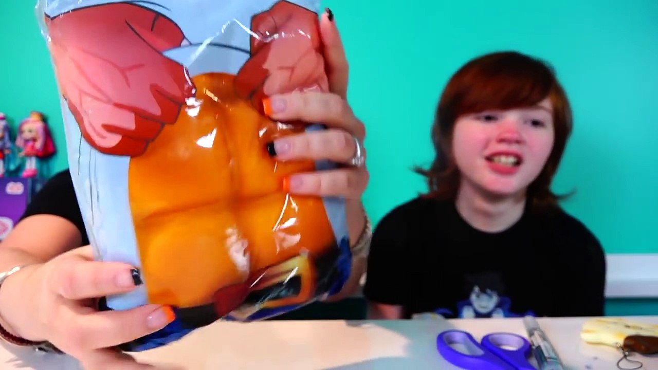 Surprise Silly Squishies Package Christmas Squishy and Mommy Freaks Out Over Rolls-m7bLArEi5Fs