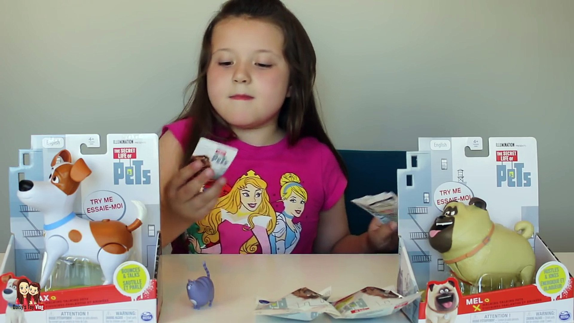 ⁣Secret Life of Pets Blind Bags and CRAZY PETS! _ Daisys Toy Vlog-F4p8_AlmZzg