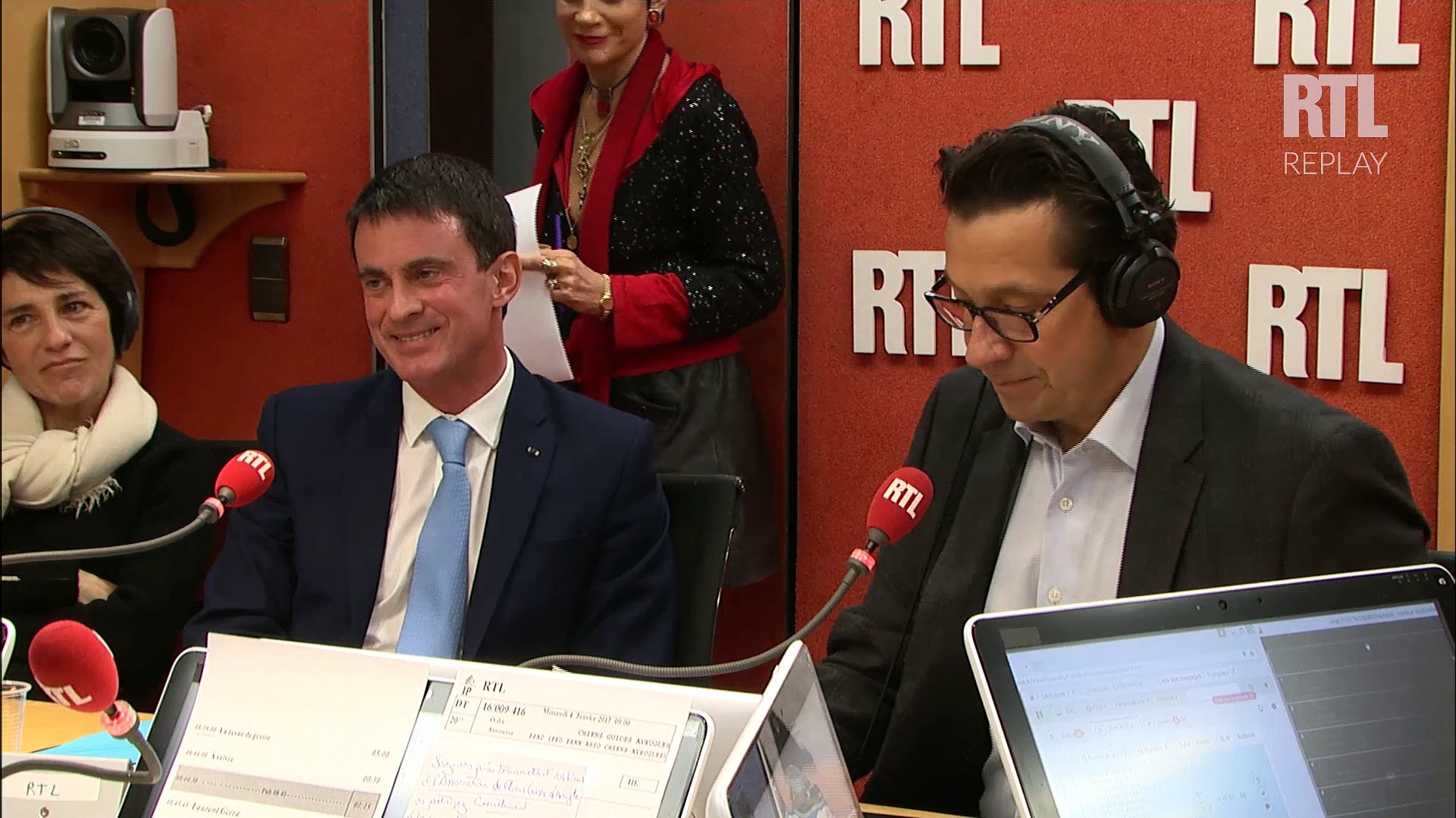 Laurent Gerra imite Manuel Valls, invité de RTL - Vidéo Dailymotion