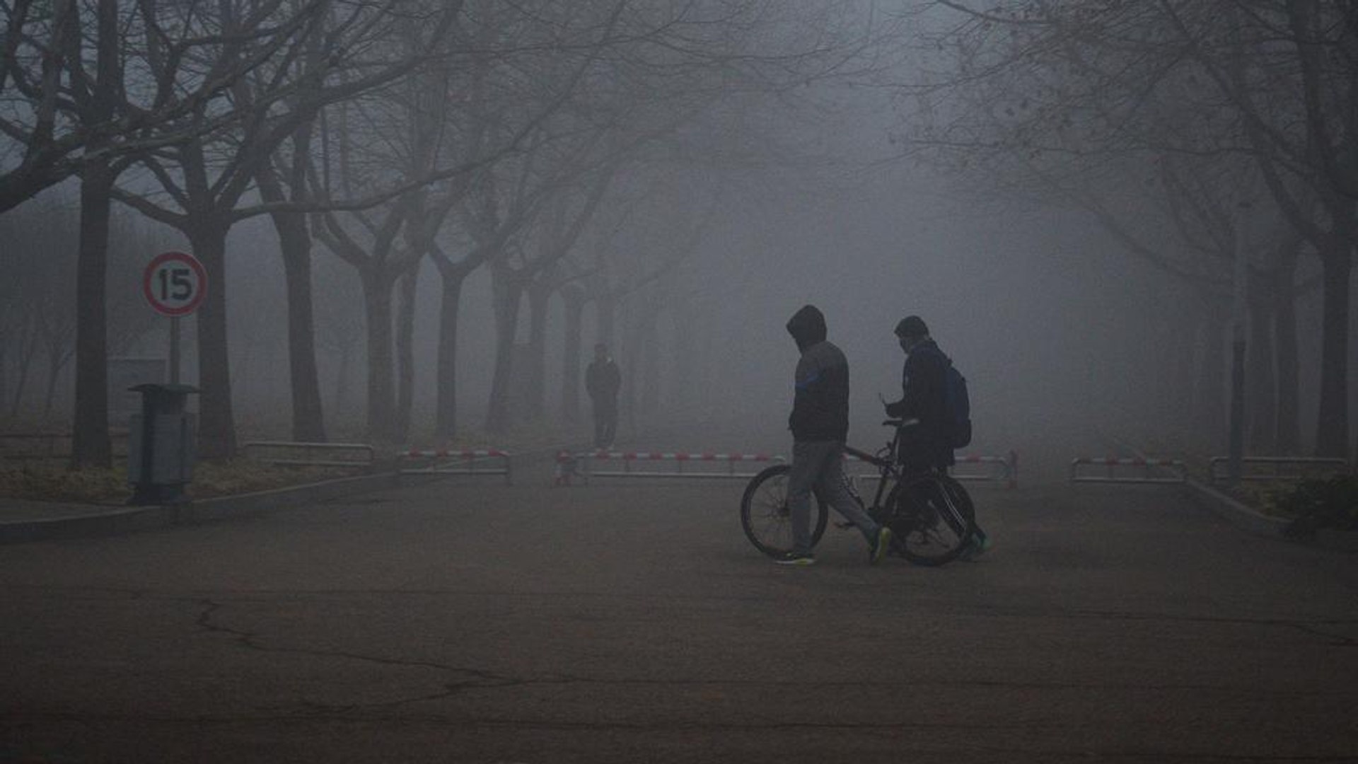 ⁣Смог в Пекине: с каждым годом все хуже