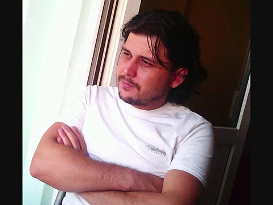 FERDİ TAYFUR BENZERİ BİR SES ORHAN ALTUNOGLU