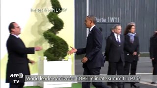 World leaders arrive for COP21 climate summit in Paris