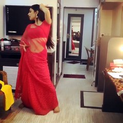 Mouni Roy Hot Dance on Bollywood Song ki kariye nachna aunda ni Full Video
