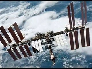 PROOF! NASA Screws Up And Video Of UFO Is Broadcast