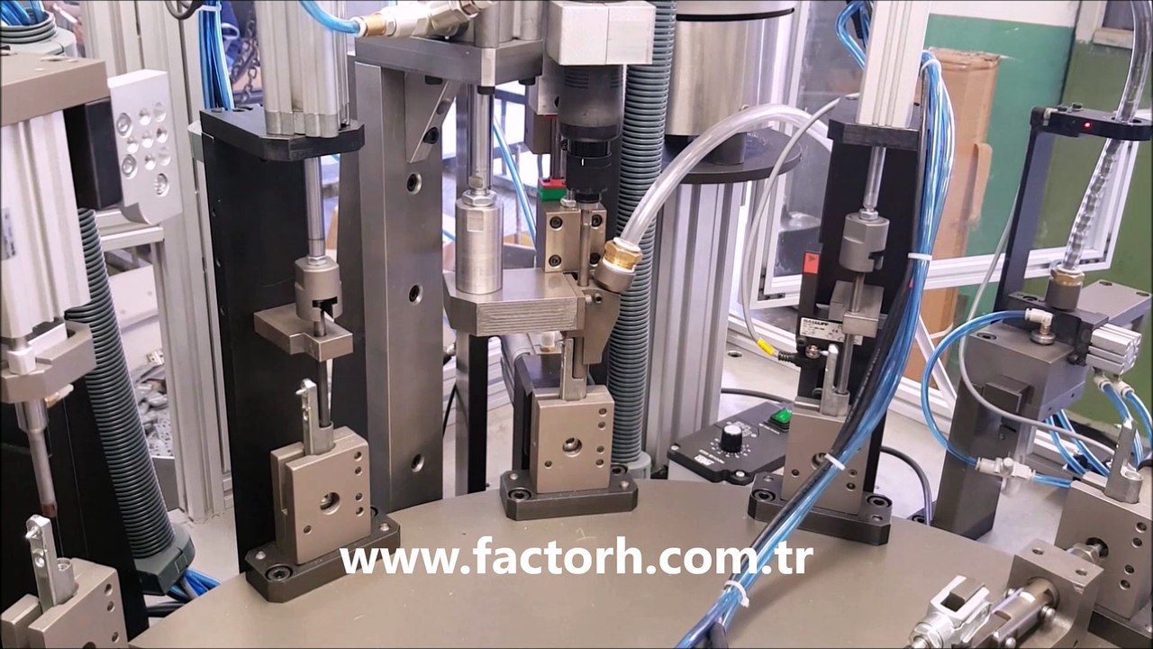 FACTORH OTOMASYON - VHS Kanat Alt Menteşe Montaj Makinası