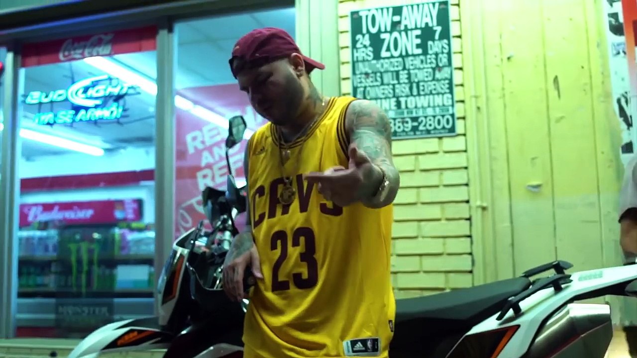 Farruko Mas Dinero Mas Problemas Official Music