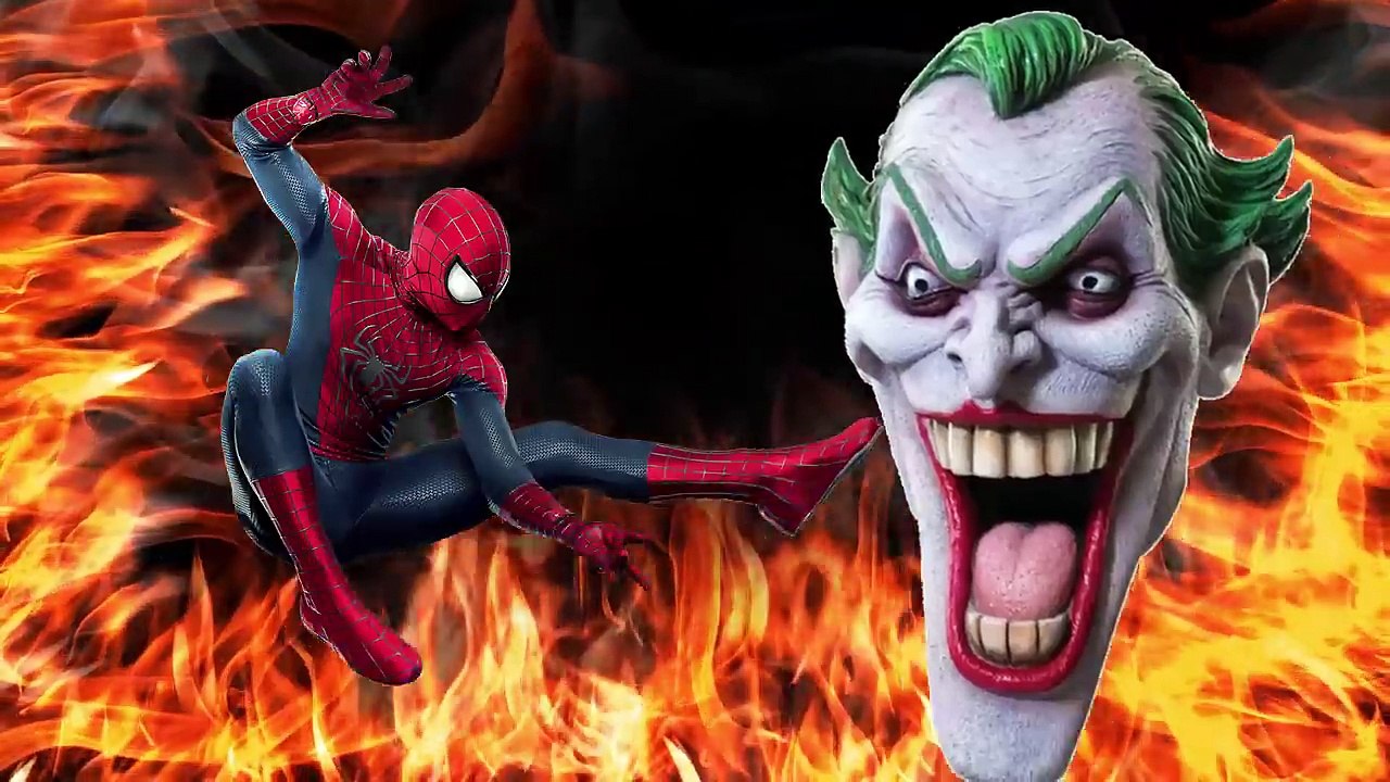 الرجل العنكبوت - ديناصور يسير في الشارع والعزف على الجيتار، العنكبوت طفل يغني مع الديناصورات