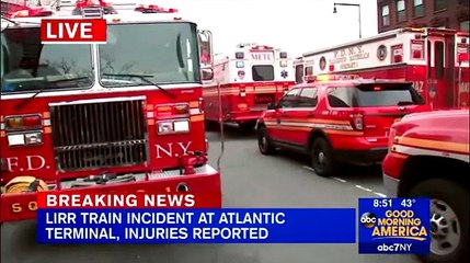 A New York, un train de banlieue a déraillé à l'heure de pointe: au moins 76 blesssés