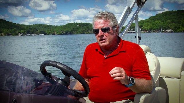 2017 Boat Buyers Guide: G3 SunCatcher V322 SS