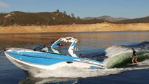 2017 Boat Buyers Guide: Centurion Ri257