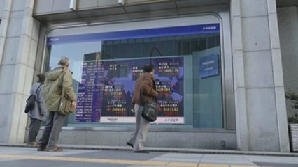 Rezos y valores al alza en el primer día laboral en Japón de 2017