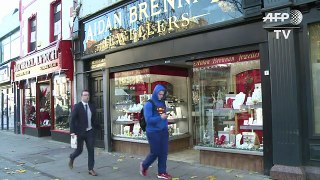 On Irish border, shopkeepers fight Brexit fallout[1]