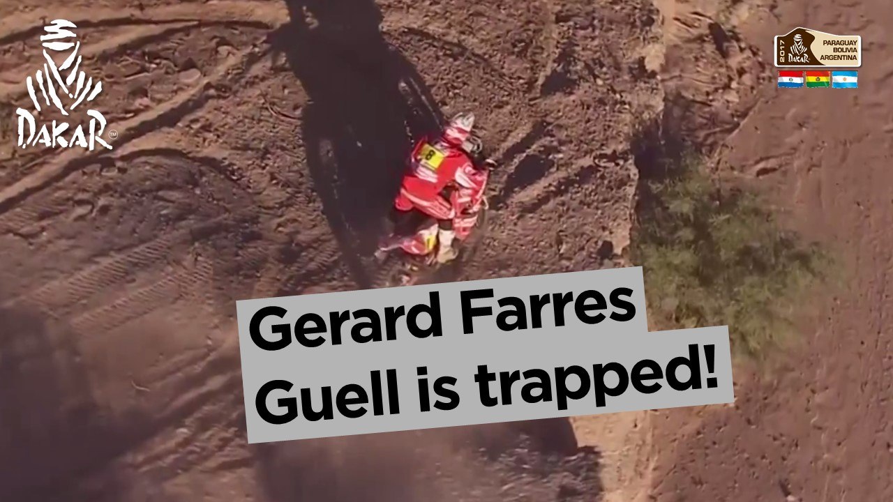 Stage 3 - Top moment: Gerard Farres Guell is trapped! - Dakar 2017