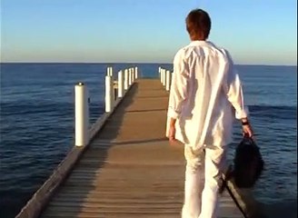 Саксофон и море