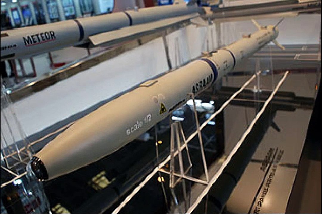 Military Weapon Maitri INDO- FRANCE short-range quick-reaction surface-to-air missile (SR-SAM)