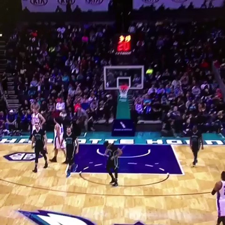 Thunders Russell Westbrook drills referee in the head with the ball