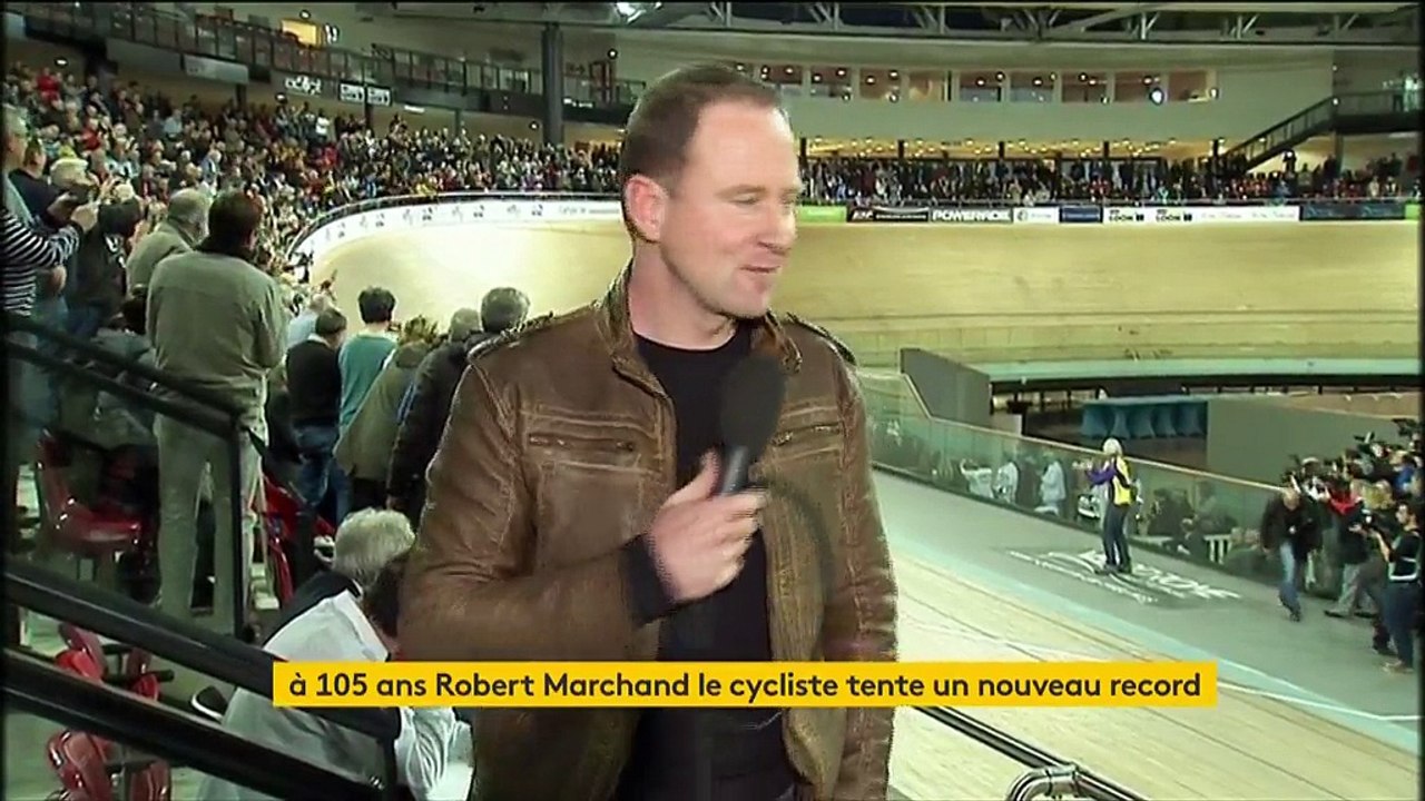 A 105 ans, Robert Marchand réalise un record mondial de l'heure à vélo