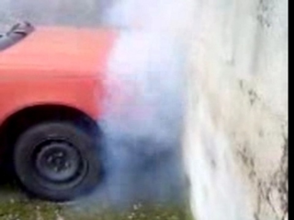 309 a riric le pneu éclate .....