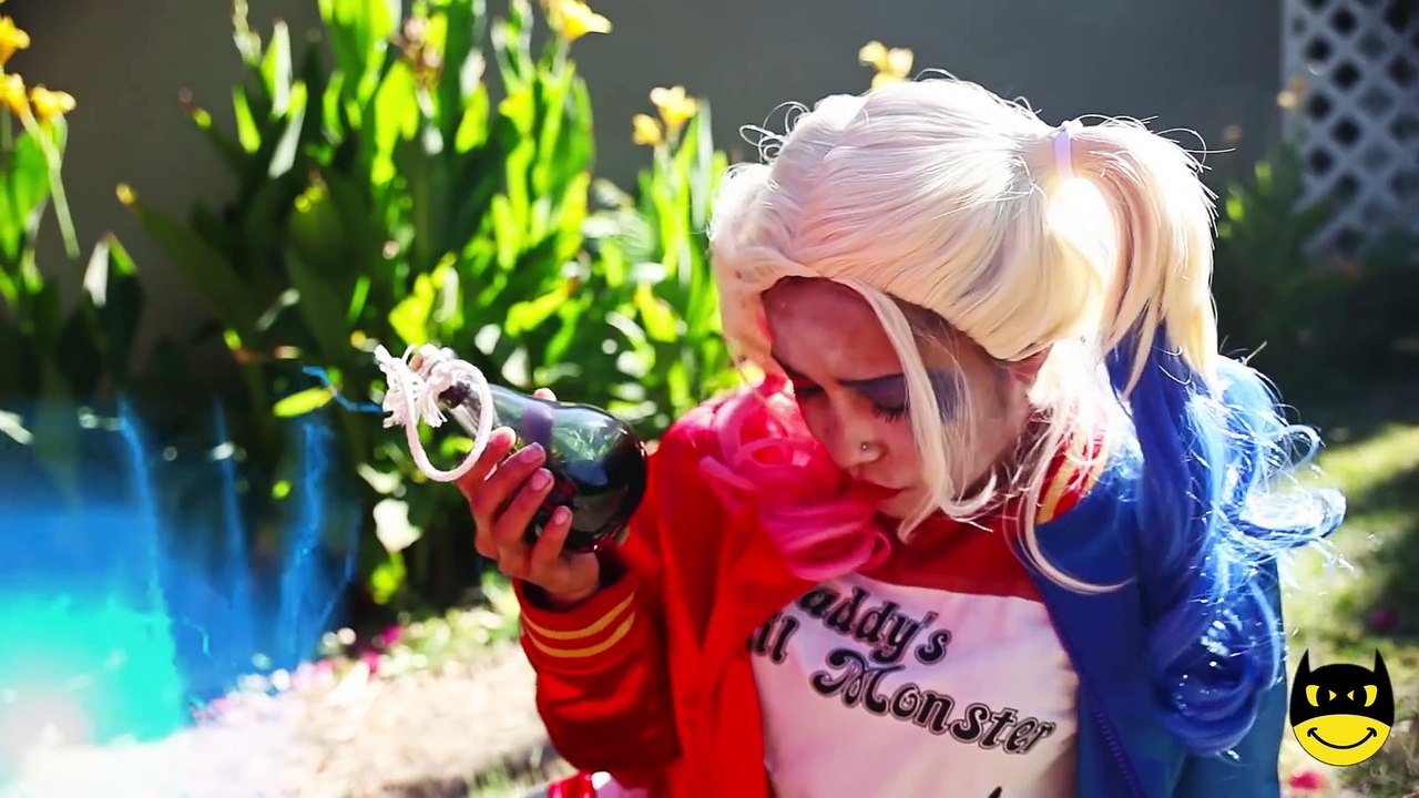 Spiderman KISSES Harley Quinn!- Frozen Elsa vs Joker Kiss Maleficent Vampire Superhero Fun