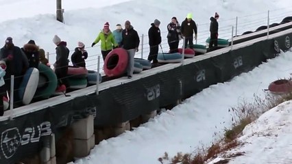 Embouteillage sur une remontée de luges au Ski... Mais qu'ils sont nul!