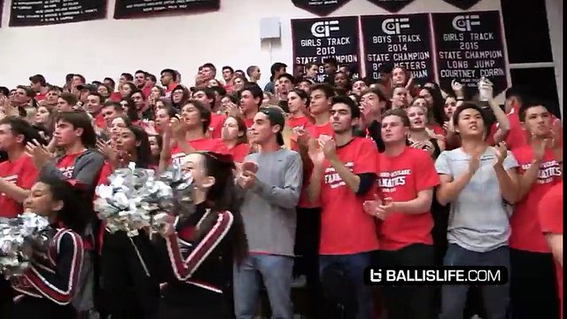 Cassius Stanley DUNKS From Step Inside FREETHROW Line! HW vs Loyola Full Highlights!