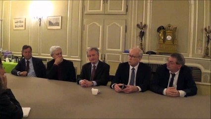 L'explication du retard des travaux à l'IUT d'Auxerre, oui a un hôtel 5 étoiles